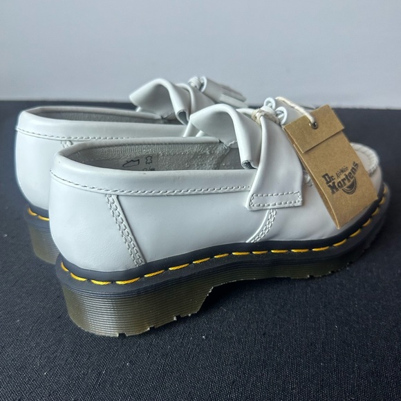 ❗️NEW Dr. Martens AirWair ADRIAN YELLOW STITCH LEATHER TASSEL LOAFERS Size 5 - Picture 10 of 15